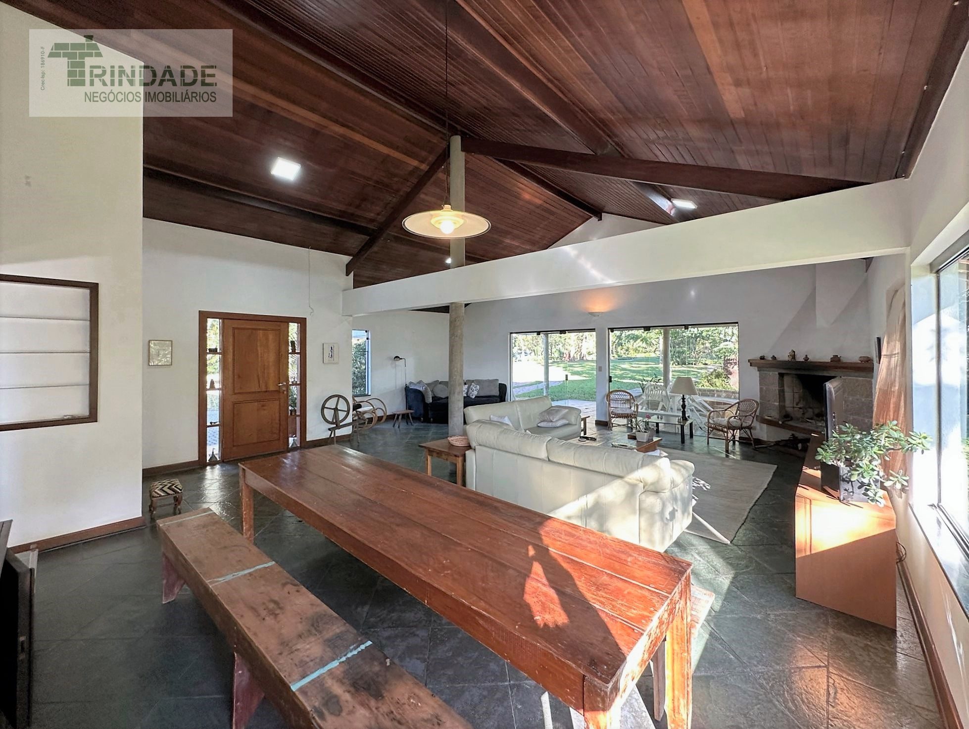 Casa em terreno de 10.490m² - Ideal para morar ou investir na Granja Viana, foto 14 de 48