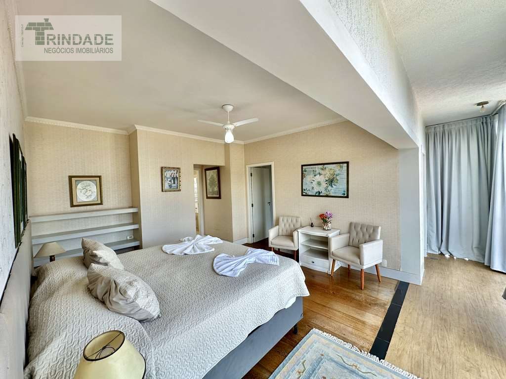 Casa com 5 suítes, elevador panorâmico e piscina na Granja Viana, foto 32 de 60