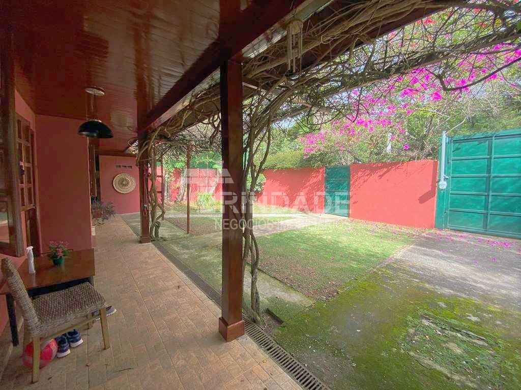 Casa Térrea com 3 suítes, lote plano, piscina e Gourmet, foto 4 de 34