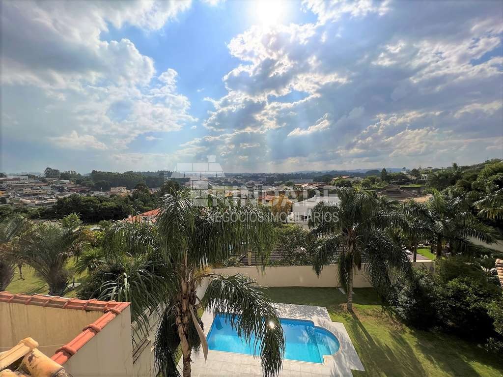 Casa impecável com 4 dormitórios / 3 suítes na Granja Viana, foto 19 de 48