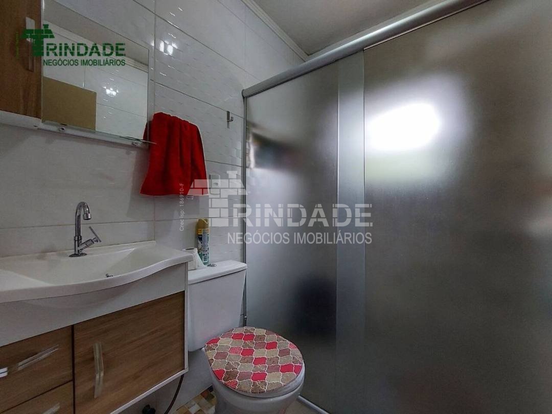 Casa com 5 dormitórios, 244 m², foto 25 de 31