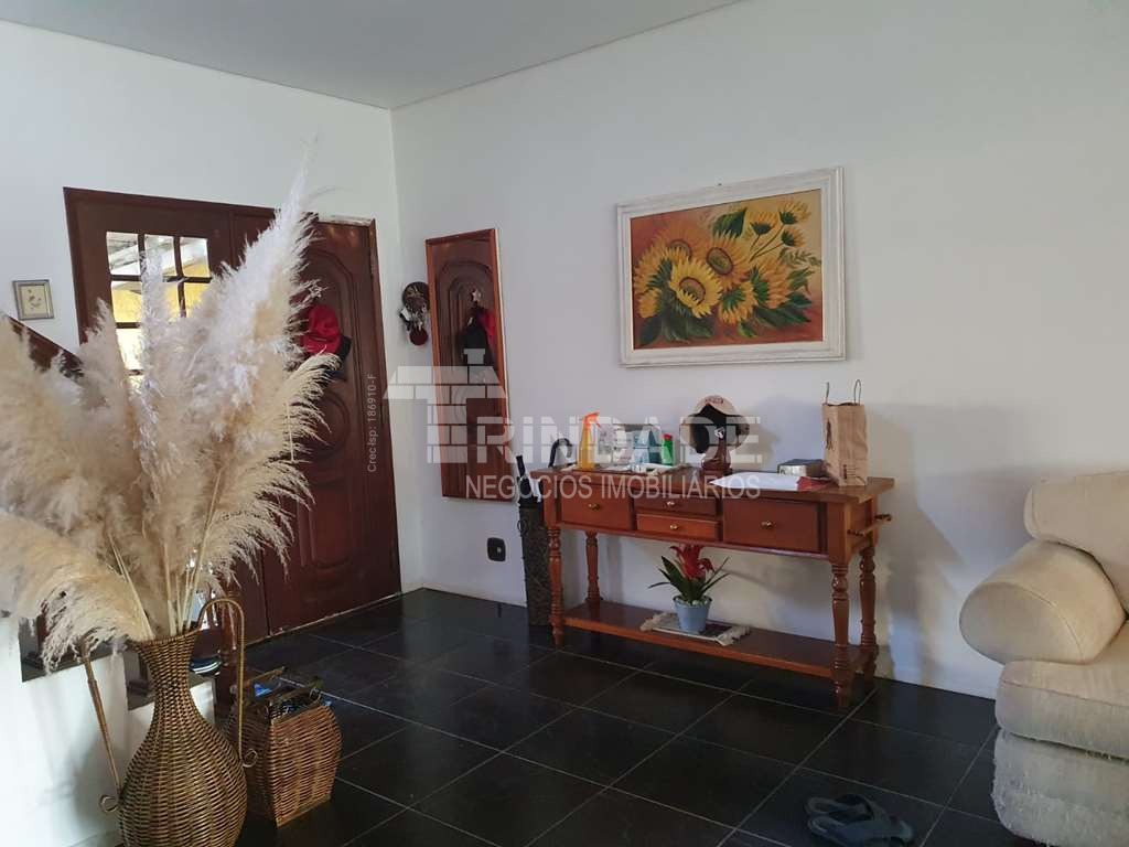 Casa com 3 suítes na Granja Viana, foto 3 de 51