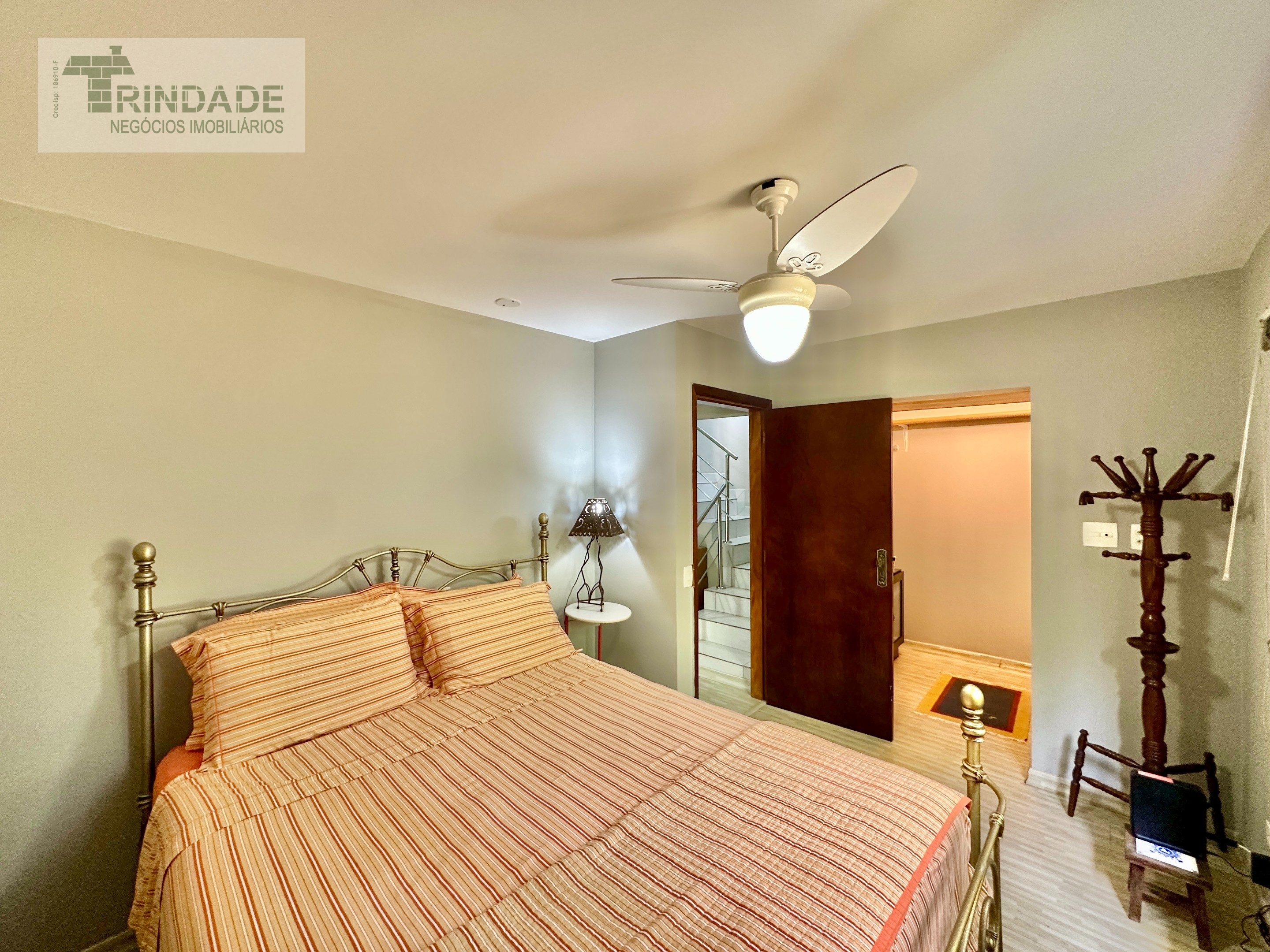 Casa com 4 dormitórios / 1 suíte na Granja Viana, foto 47 de 54