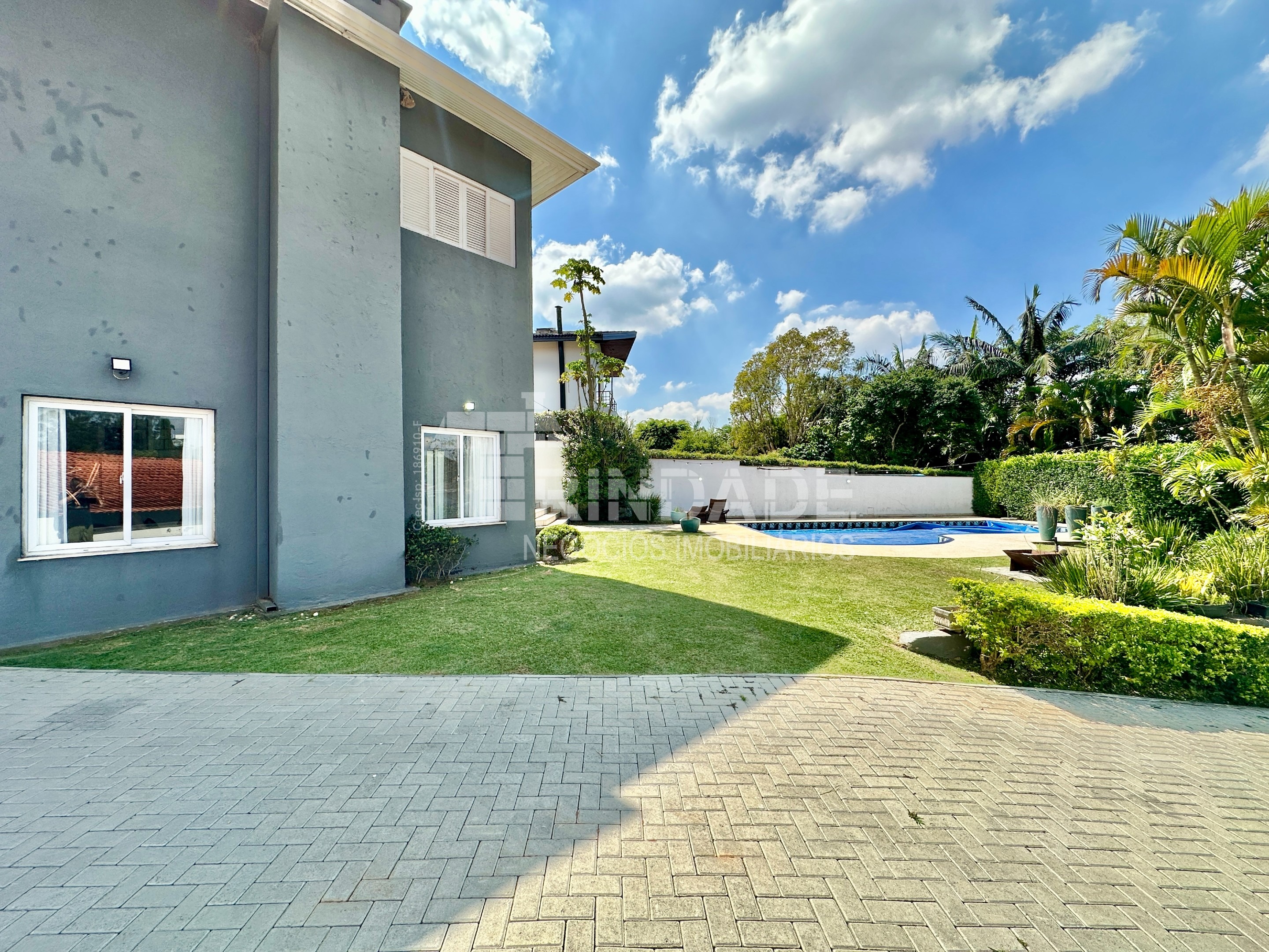 Casa com 4 dormitórios / 2 suíte na Granja Viana, foto 32 de 53