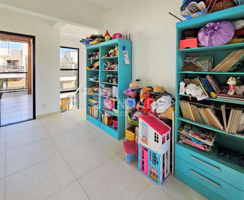 Casa com 3 dormitórios / 1 suíte, 150,02 a/c e condomínio com lazer., foto 23 de 33