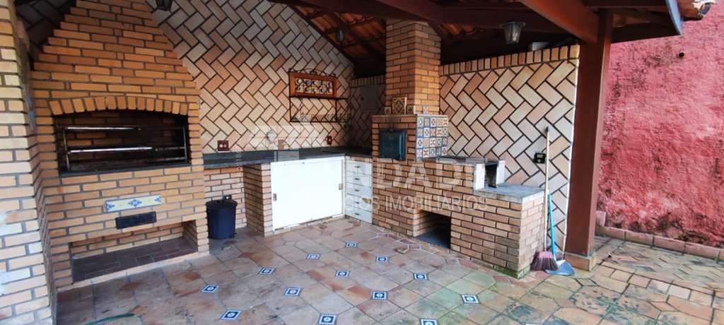 Casa com 5 dormitórios / sendo 2 suítes na Granja Viana, foto 40 de 45