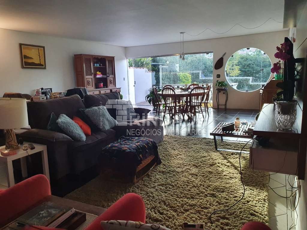 Casa com 3 suítes na Granja Viana, foto 2 de 51