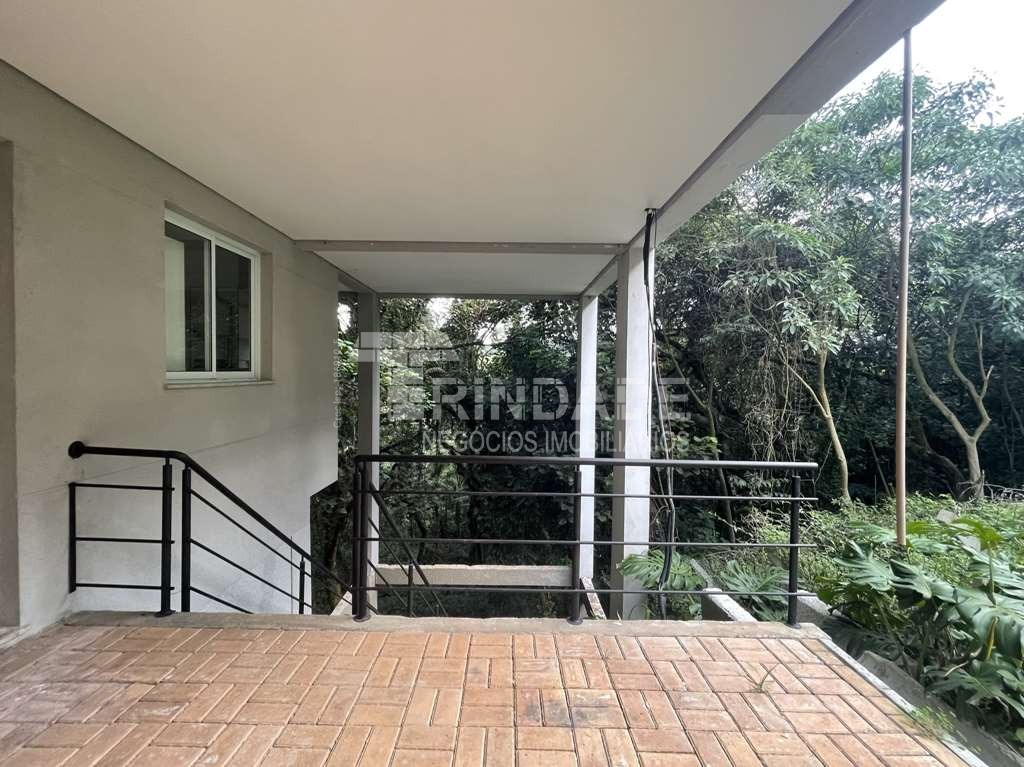 Casa zero km moderna com 4 suítes na Granja Viana, foto 46 de 47