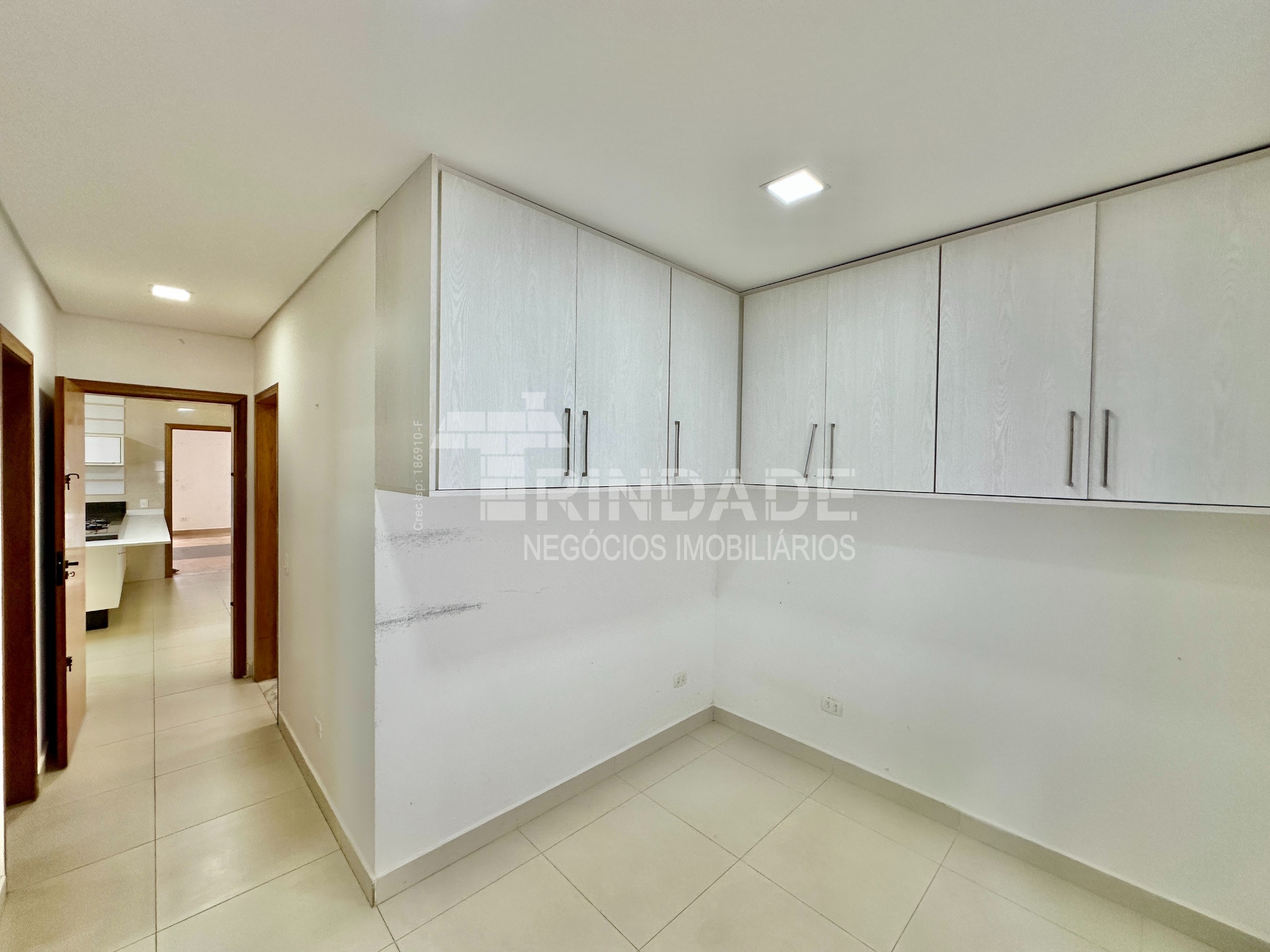 Ótima casa com 3 suítes na Granja Viana, foto 15 de 49