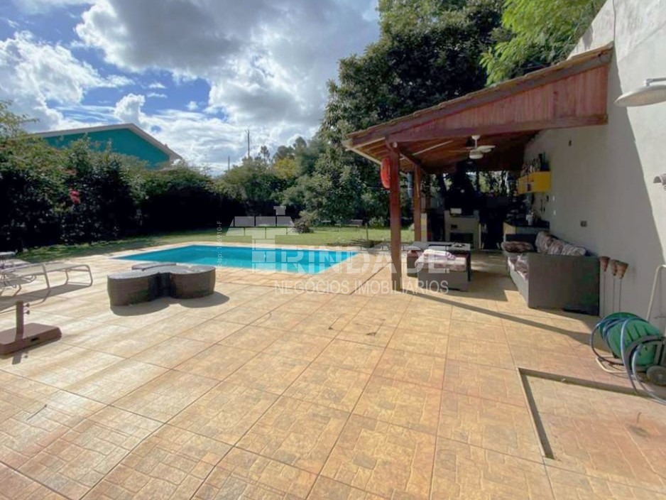 Casa Térrea com 3 suítes, lote plano, piscina e Gourmet, foto 26 de 34