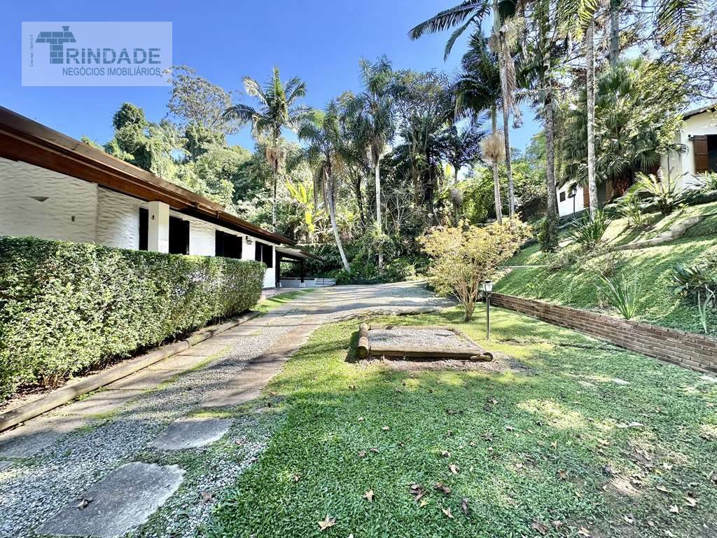 Casa térrea, impecável com 3 dormitórios / 1 suíte na Granja Viana, foto 38 de 50