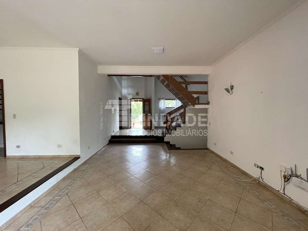 Casa com 5 dormitórios / sendo 2 suítes na Granja Viana, foto 14 de 45