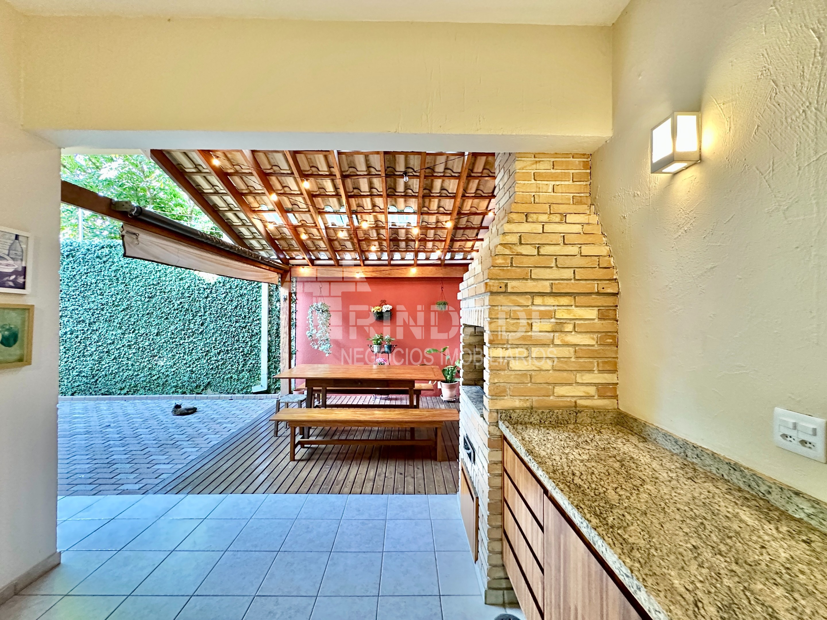 Casa Impecável na Granja Viana com 4 dormitórios / sendo 2 suítes, foto 31 de 51