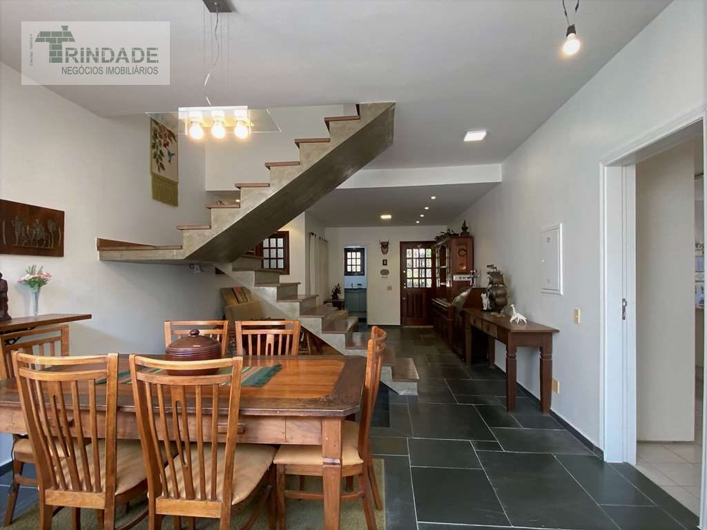 Casa Impecável com 4 dormitórios (2 suítes) e área gourmet na Granja Viana, foto 14 de 36
