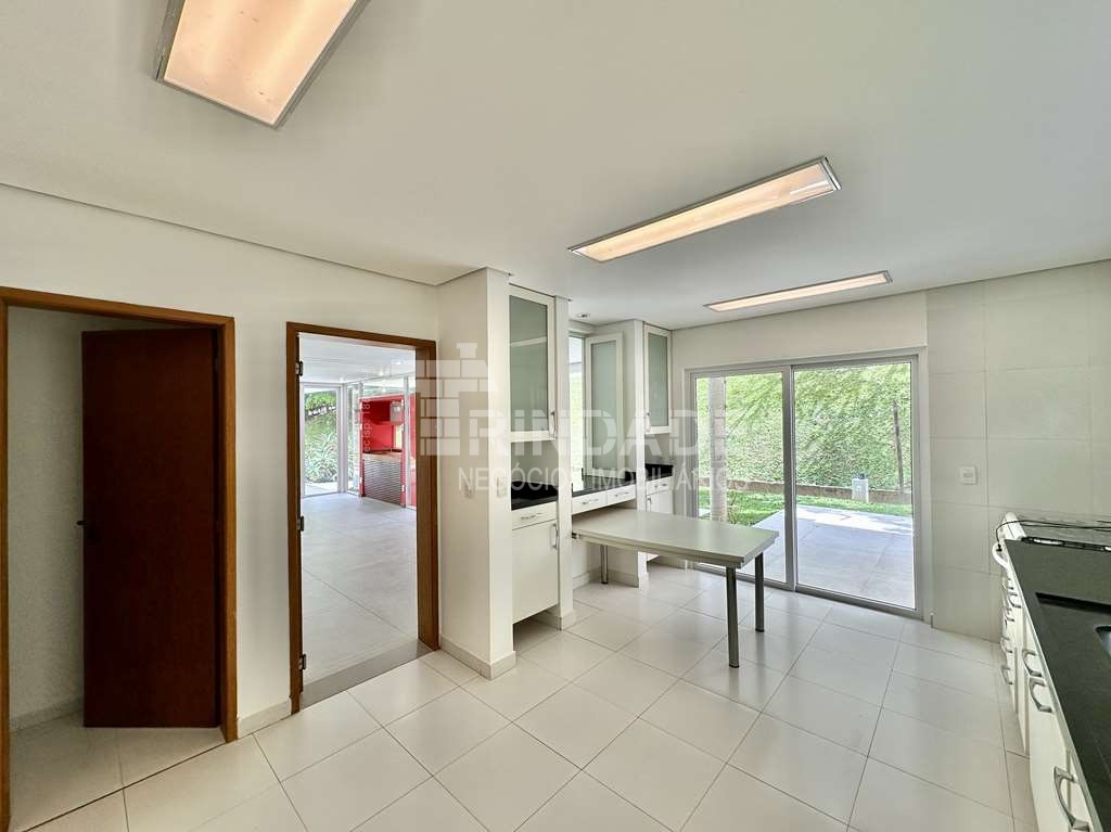 Casa moderna com 4 suítes na Granja Viana, foto 14 de 55
