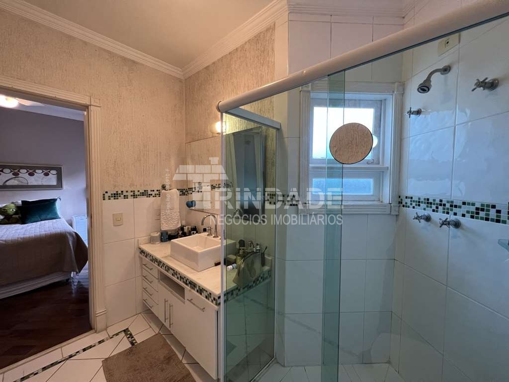 Casa impecável com 4 suítes no miolo da Granja Viana, foto 41 de 46