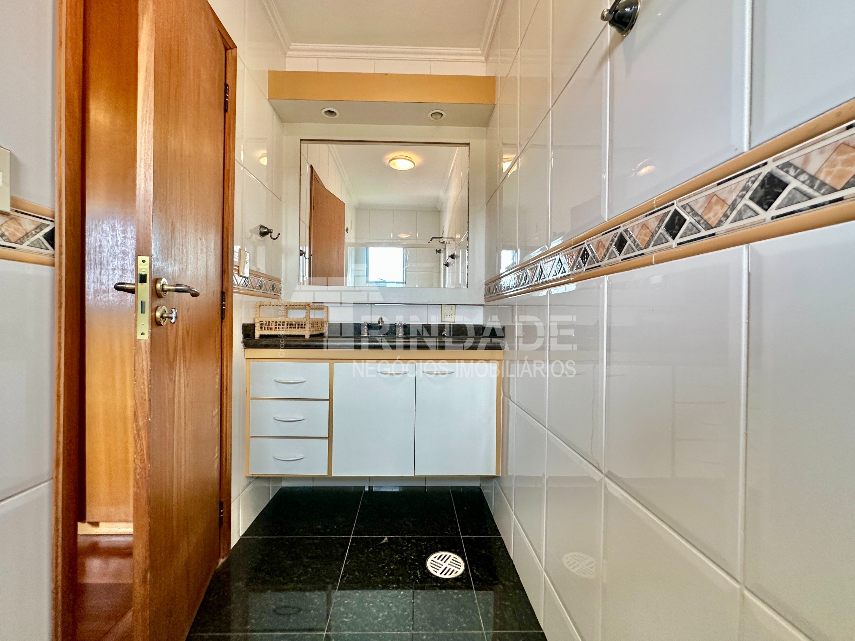 Excelente casa com 4 suítes na Granja Viana, foto 41 de 58