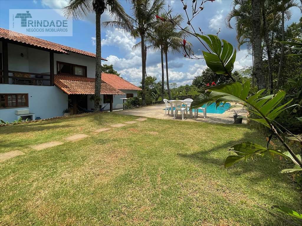 Casa confortável com 6 dormitórios / 1 suíte na Granja Viana, foto 40 de 48