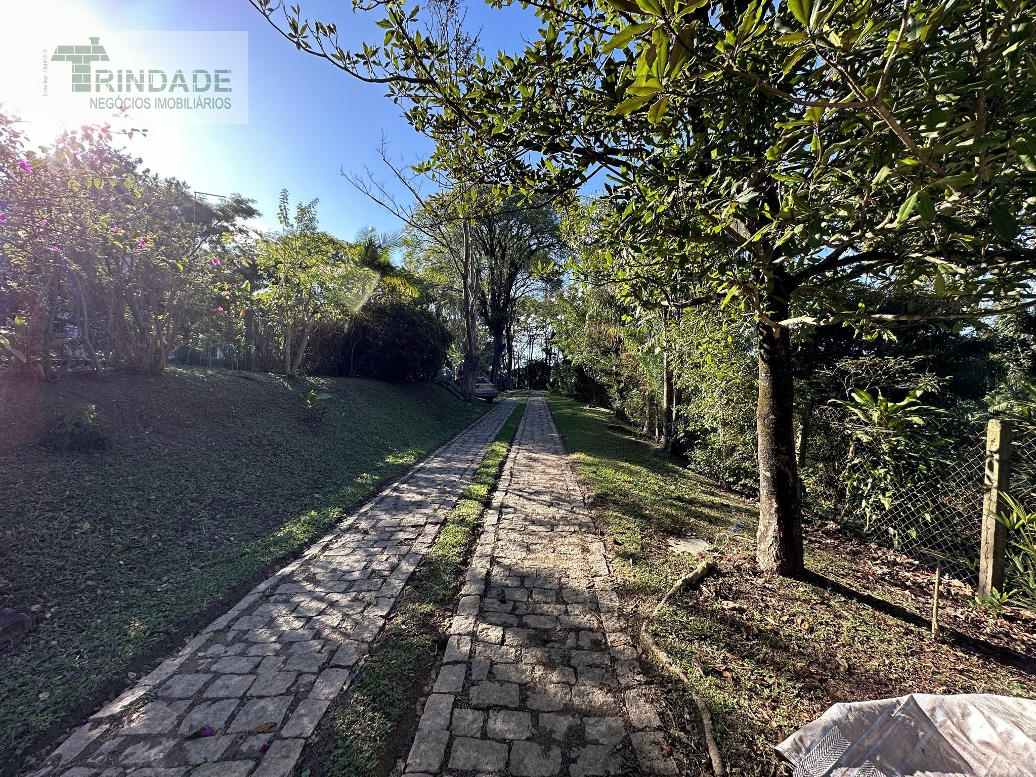 Casa em terreno de 10.490m² - Ideal para morar ou investir na Granja Viana, foto 33 de 48