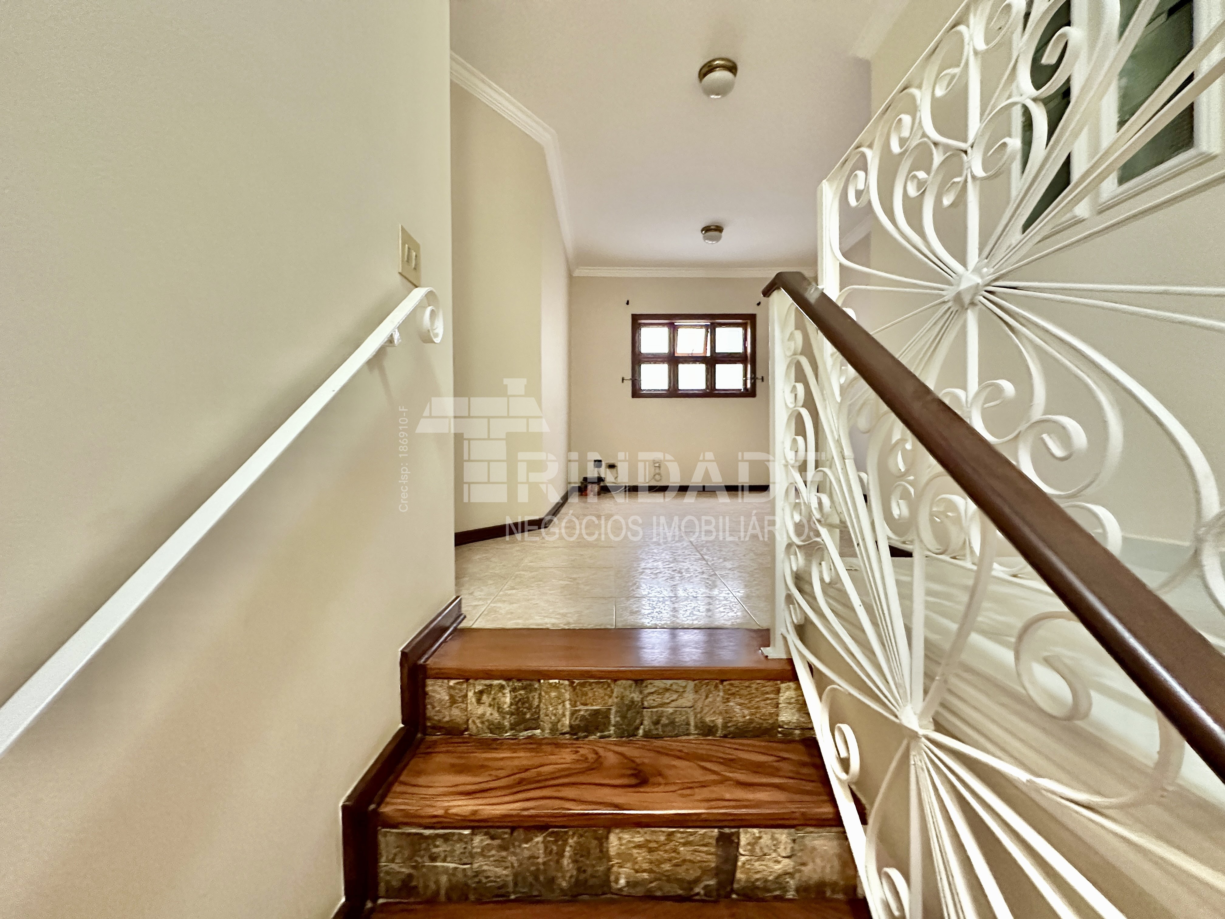 Casa com 4 dormitórios / 2 suítes / piscina por 1.600.000,00, foto 44 de 65