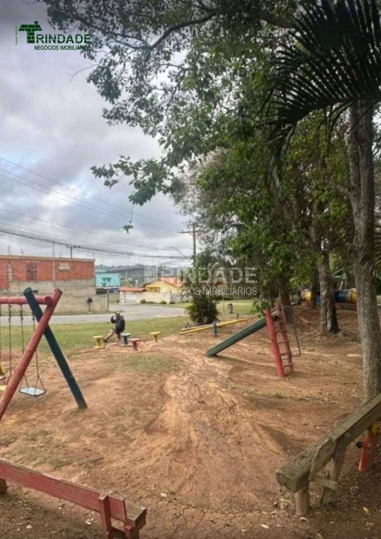 Casa com 3 dormitórios, 141 m², foto 23 de 25