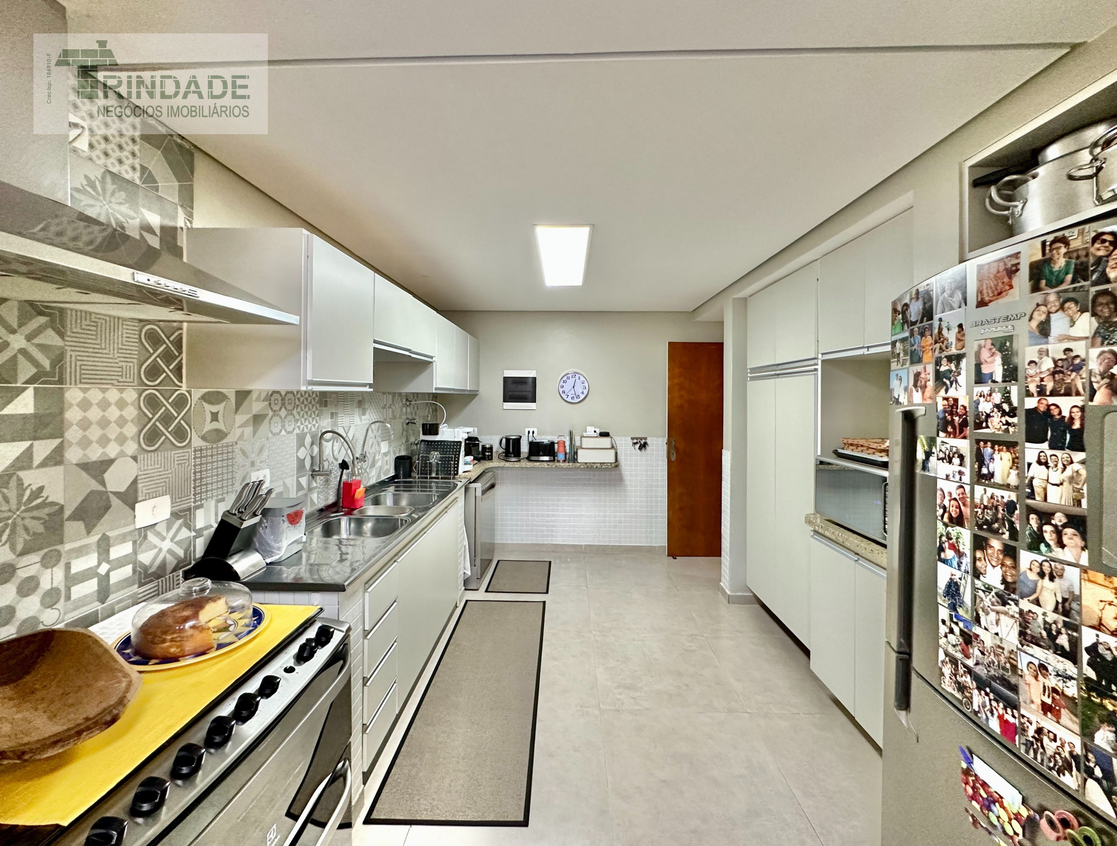 Casa com 4 dormitórios / 1 suíte na Granja Viana, foto 13 de 54