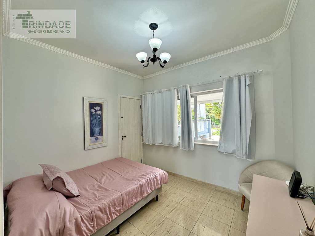 Casa com 5 suítes, elevador panorâmico e piscina na Granja Viana, foto 38 de 60