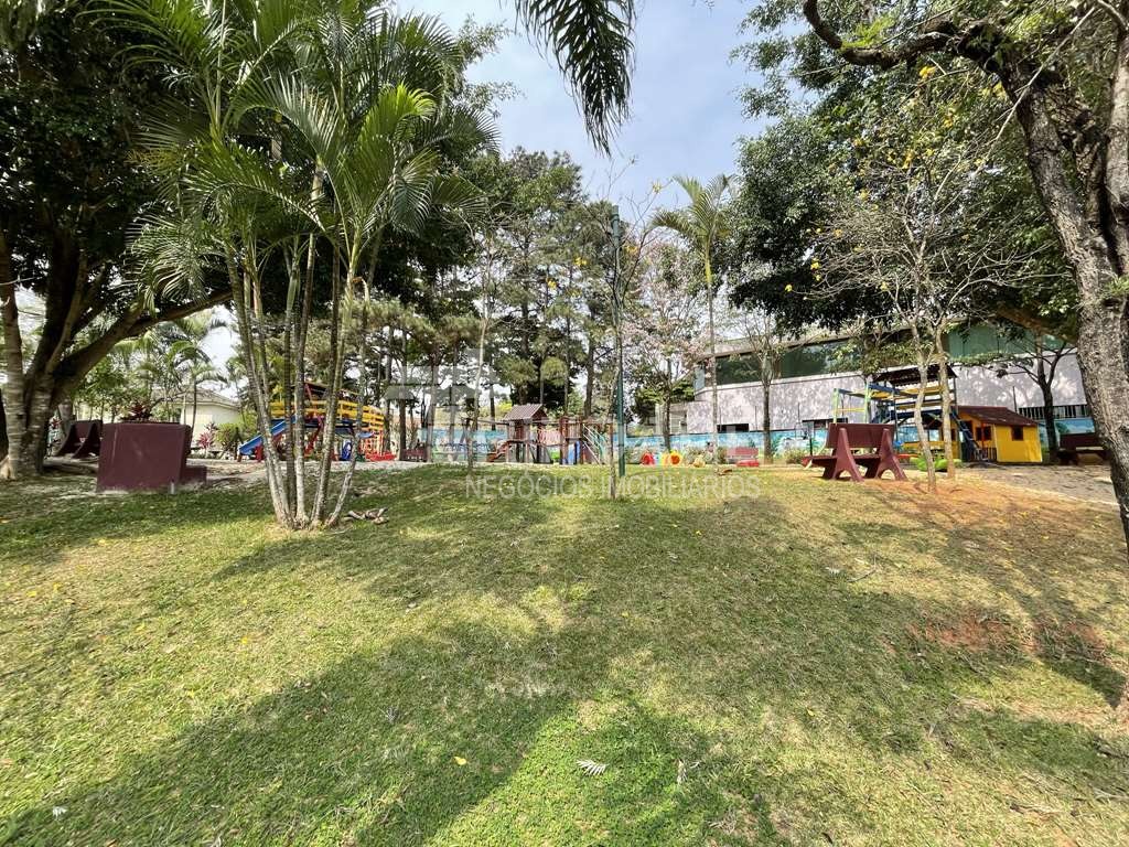 Casa Impecável com 4 dormitórios / 2 suítes na Granja Viana, foto 54 de 55