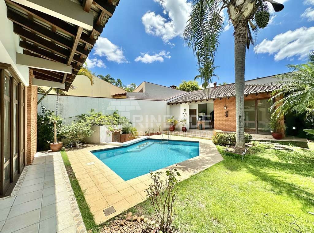 Casa Impecável com 4 dormitórios / 2 suítes na Granja Viana, foto 47 de 55