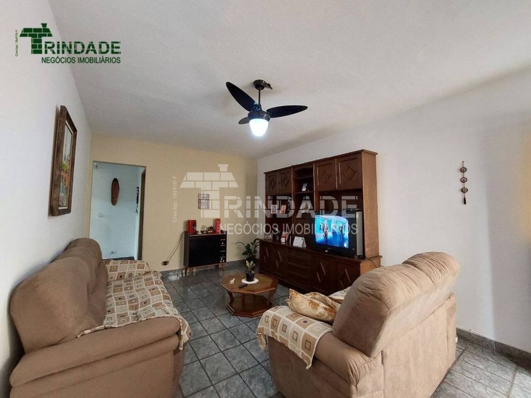Casa com 5 dormitórios, 244 m², foto 19 de 31