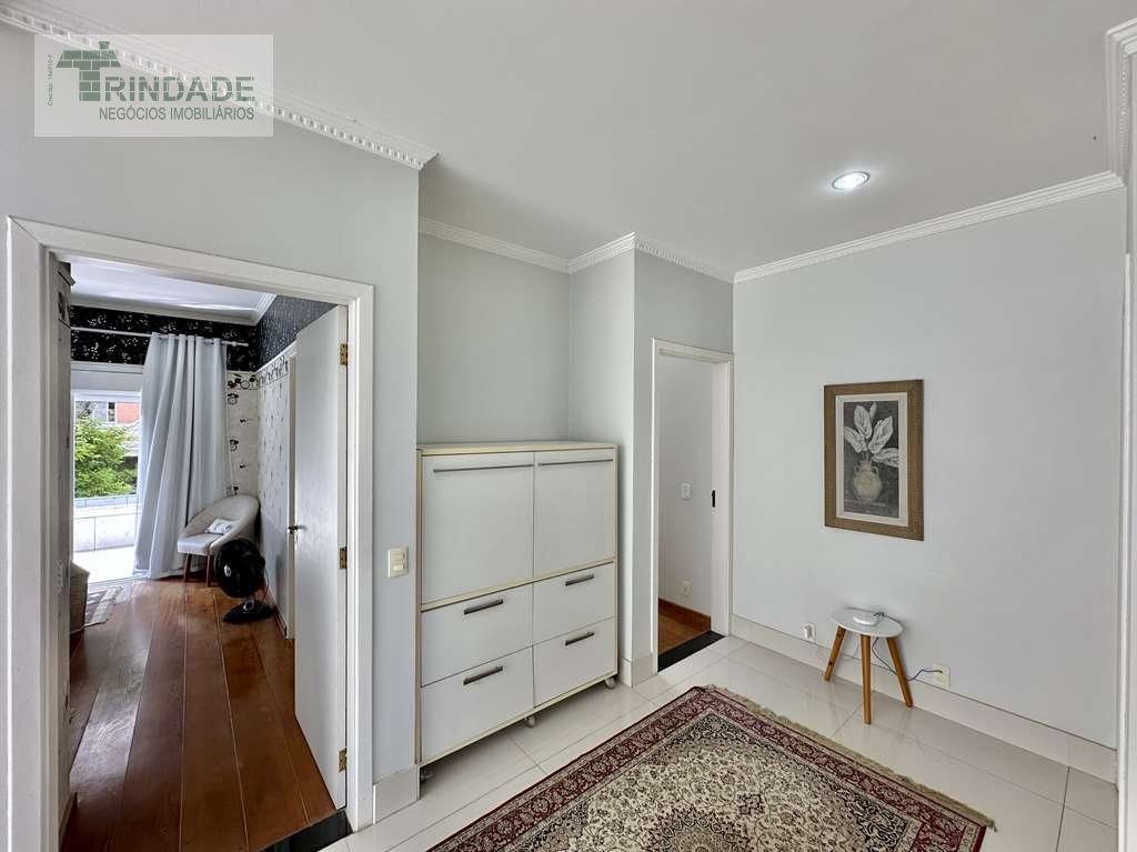 Casa com 5 suítes, elevador panorâmico e piscina na Granja Viana, foto 23 de 60