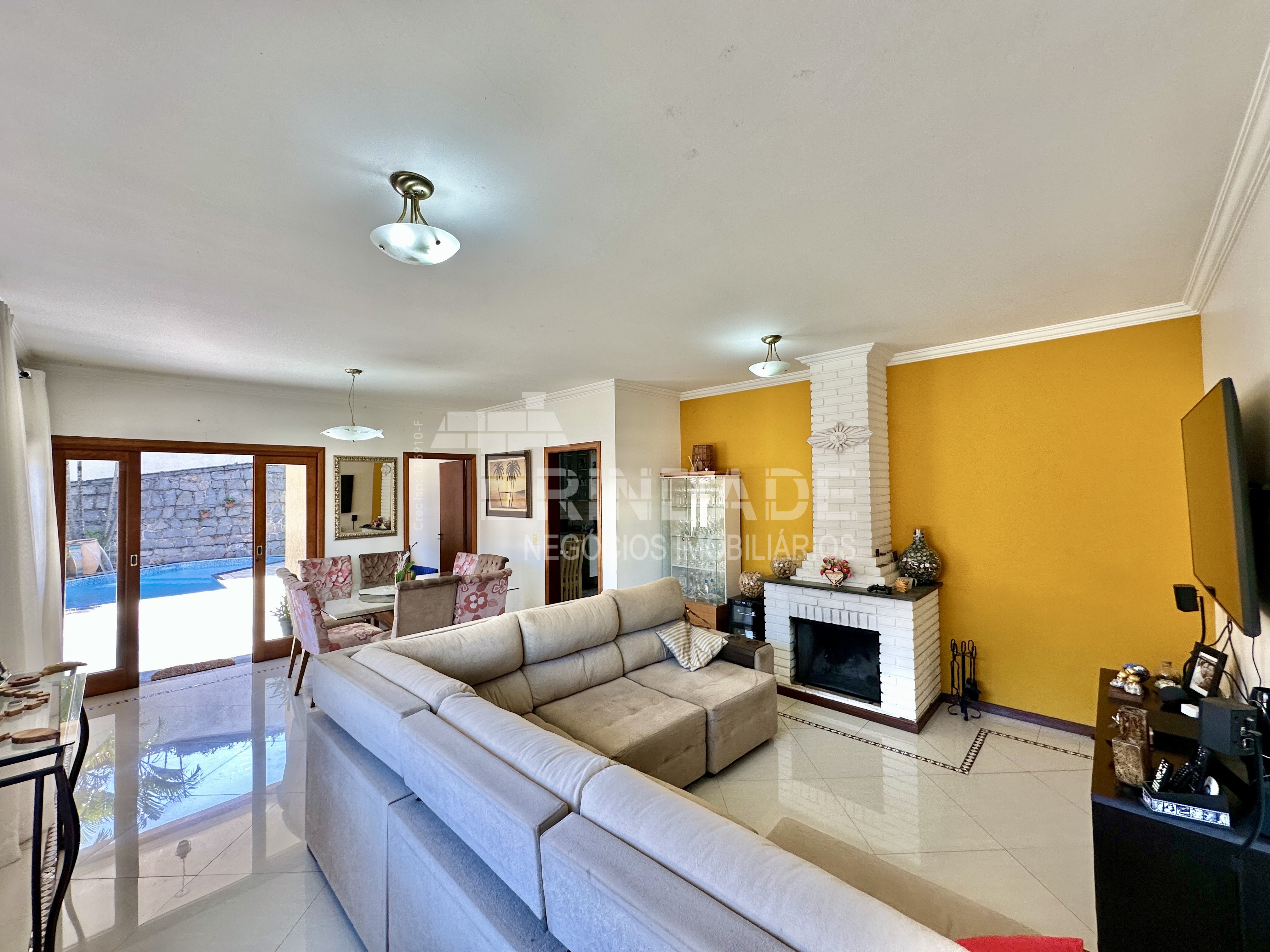 Casa com 3 dormitórios (sendo 1 suíte), lareira, piscina e gourmet, foto 31 de 46