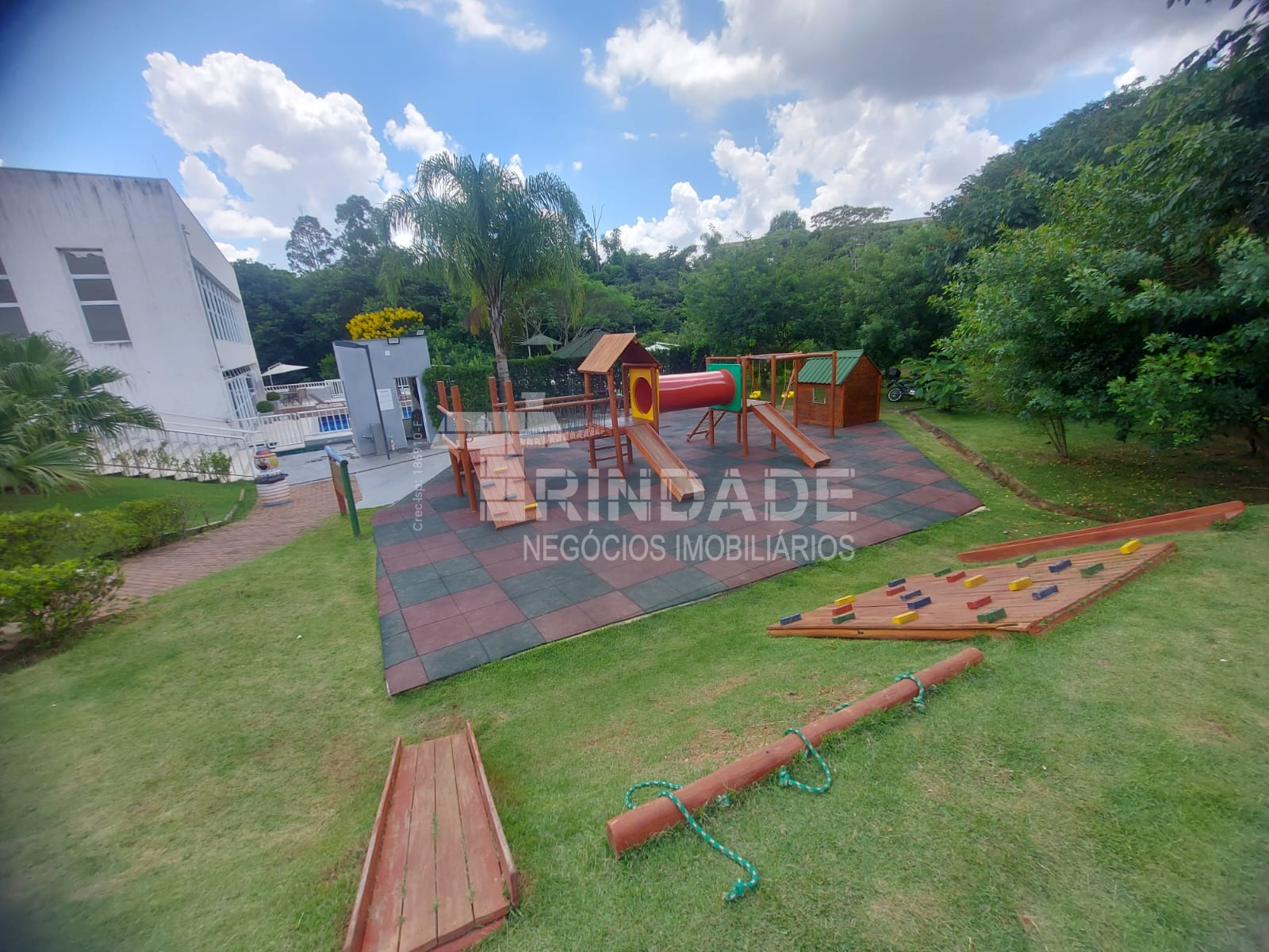 Casa com 3 dormitórios / 1 suíte, 124,35 m², em um condomínio clube, foto 50 de 59