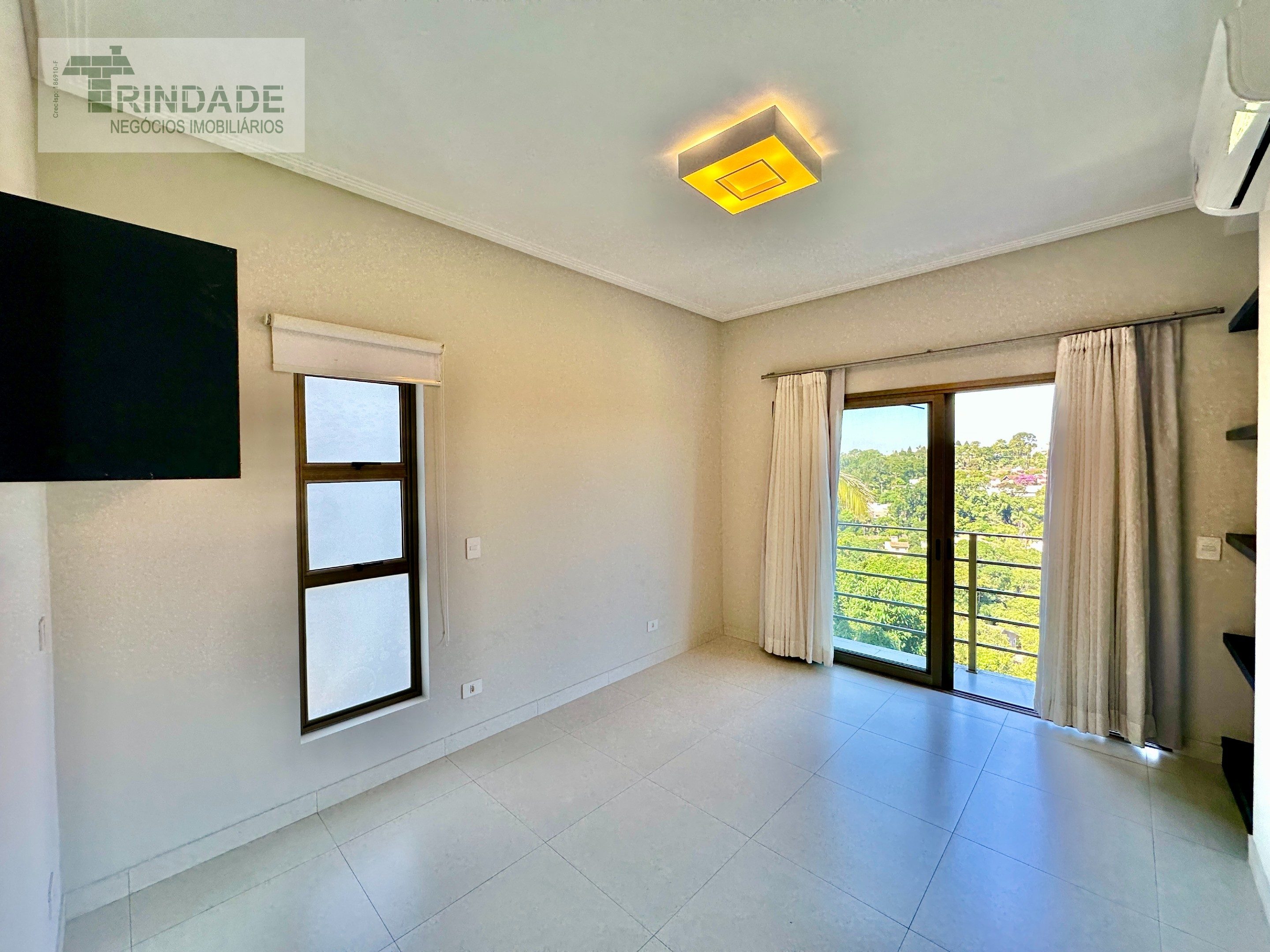 Casa impecável com 3 suítes, área gourmet, escritório e linda vista na Granja Viana, foto 42 de 56