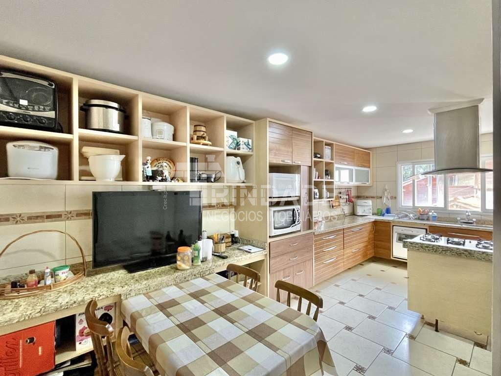 Casa impecável com 4 dormitórios / 3 suítes , foto 17 de 50