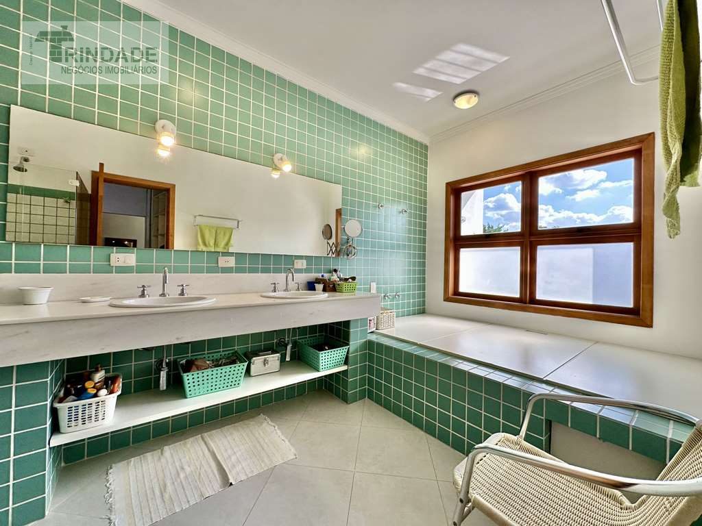 Casa com 4 dormitórios / 3 suítes, piscina, gourmet e muita natureza!, foto 43 de 55