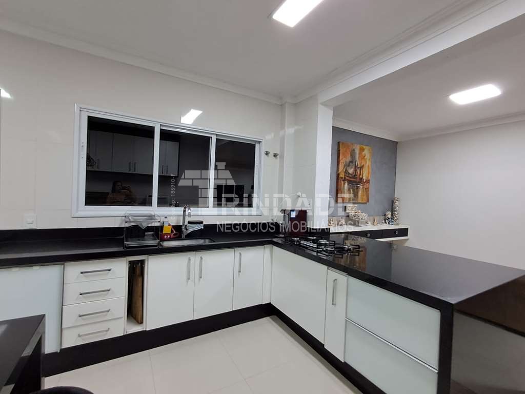 Casa com 3 suítes / 318,18m² a/c / por 1490000, foto 33 de 62