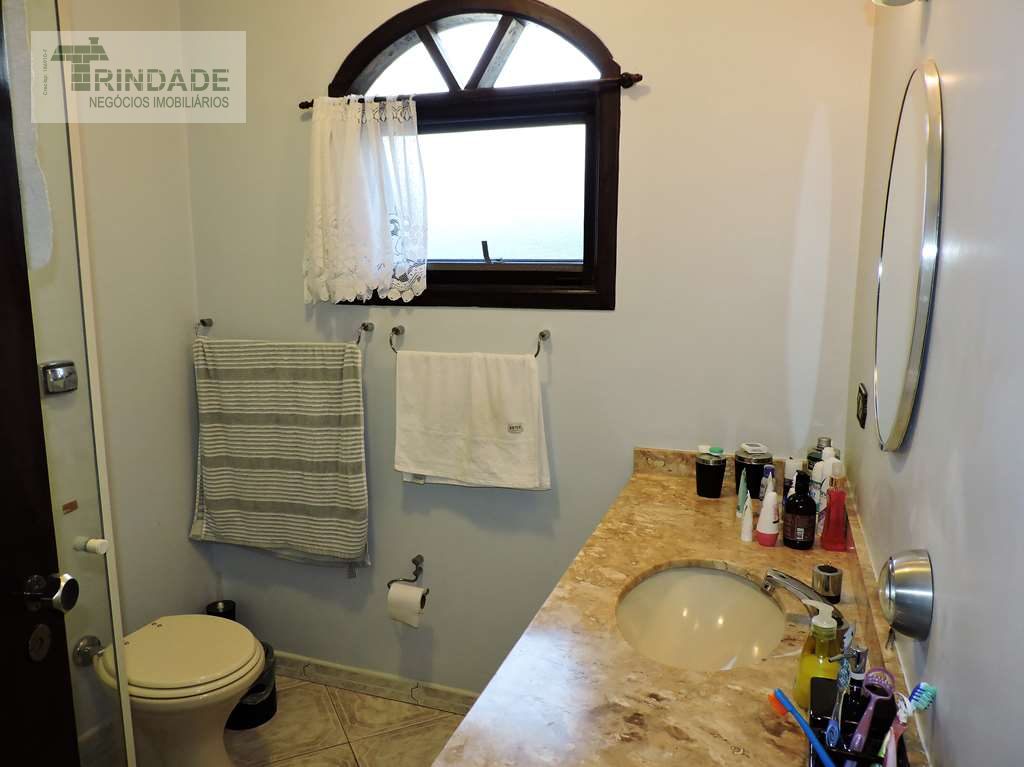 Casa com 3 dormitórios / 1 suíte em 2 lotes na Granja Viana, foto 9 de 32