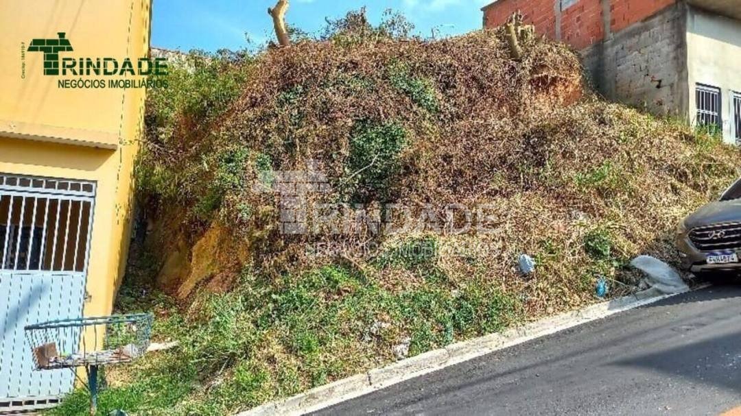 Terreno de 165 m², foto 2 de 4