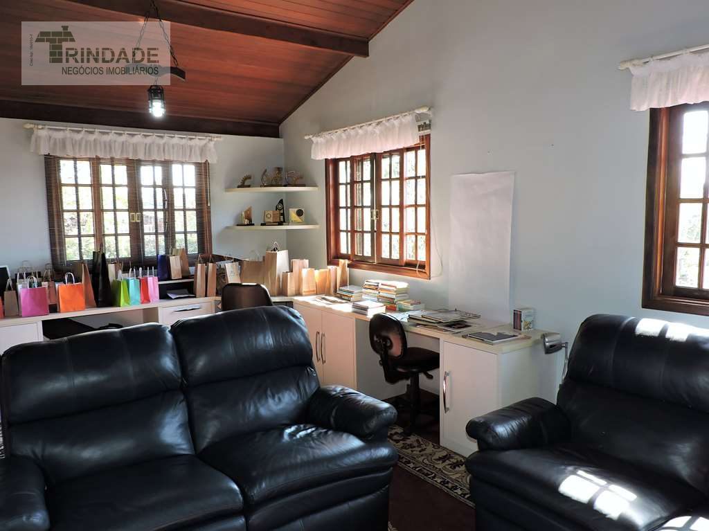 Casa com 3 dormitórios / 1 suíte em 2 lotes na Granja Viana, foto 22 de 32