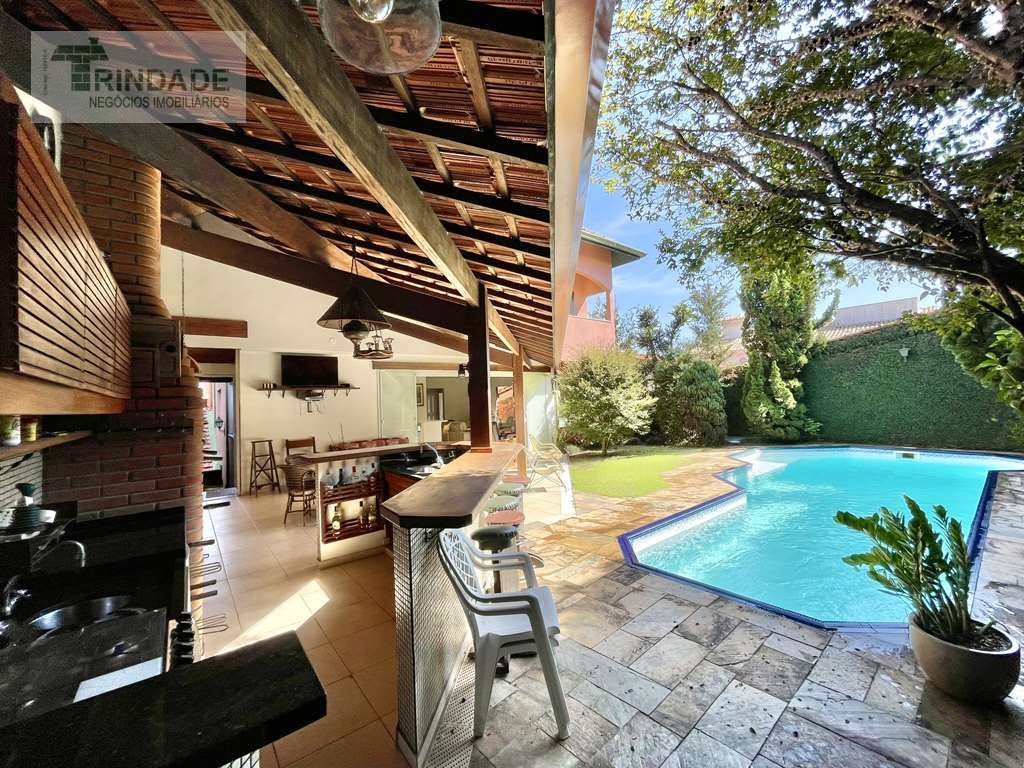 Linda casa c/ 4 suítes, lareira, gourmet e piscina!, foto 23 de 54