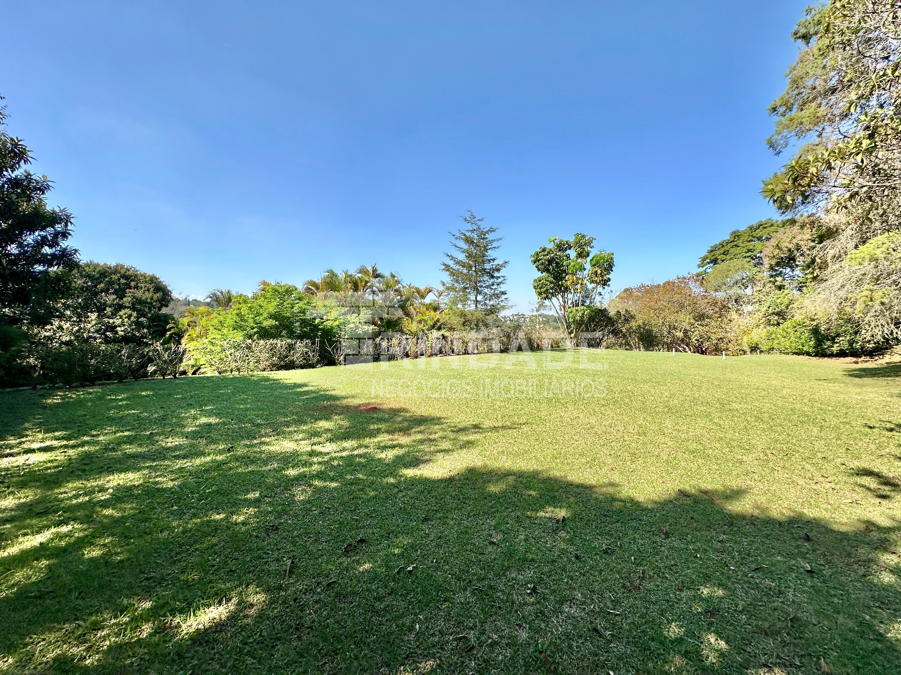Casa com 4 dormitórios na Granja Viana / 322m², foto 44 de 52