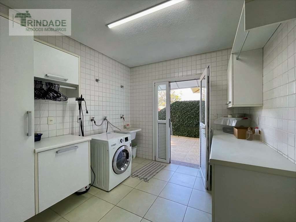 Casa impecável com 4 suítes, foto 45 de 53