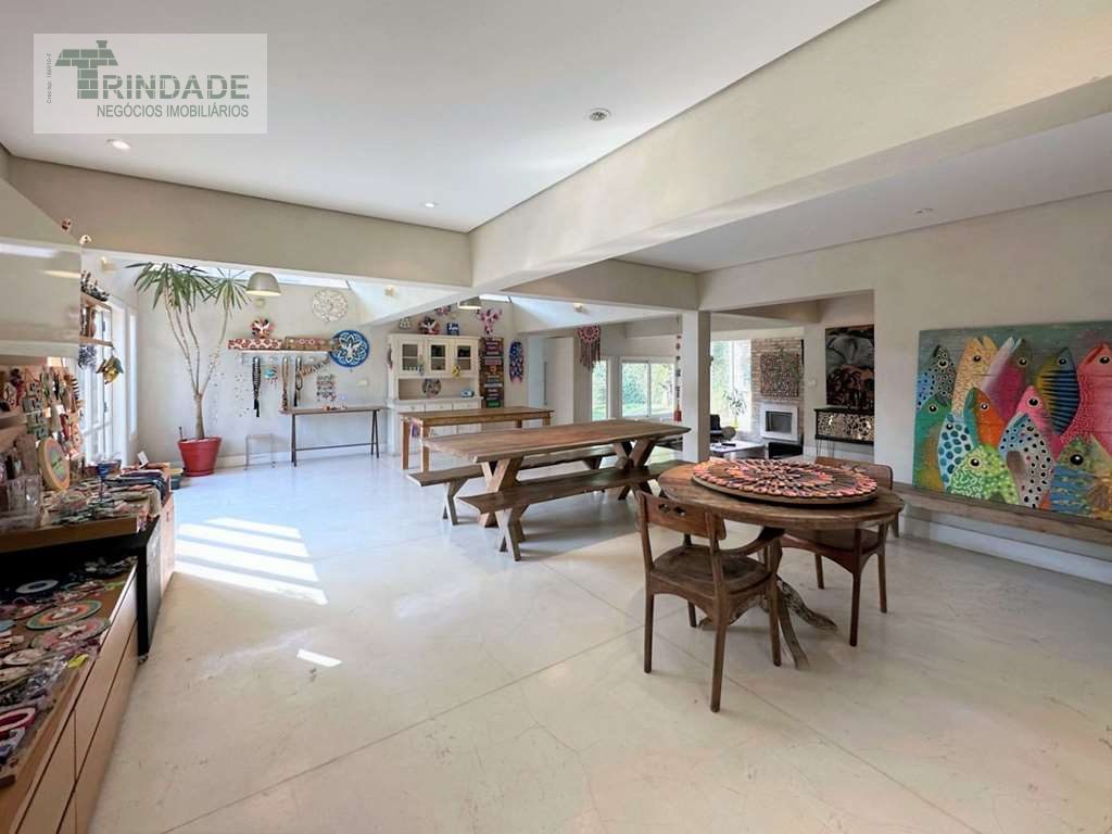 Casa térrea com 3 suítes na Granja Viana, foto 17 de 42