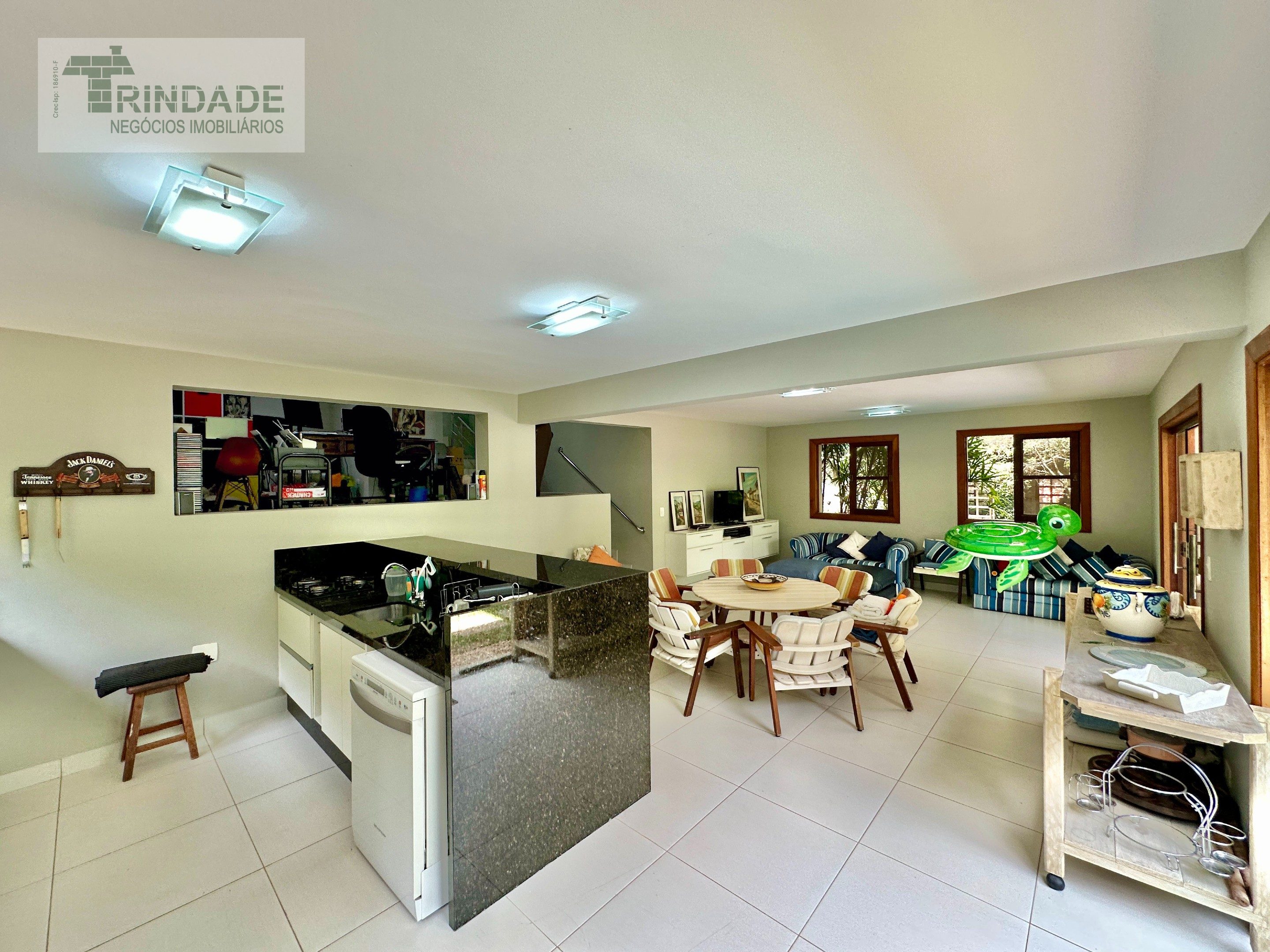 Casa com 4 dormitórios / 1 suíte na Granja Viana, foto 20 de 54