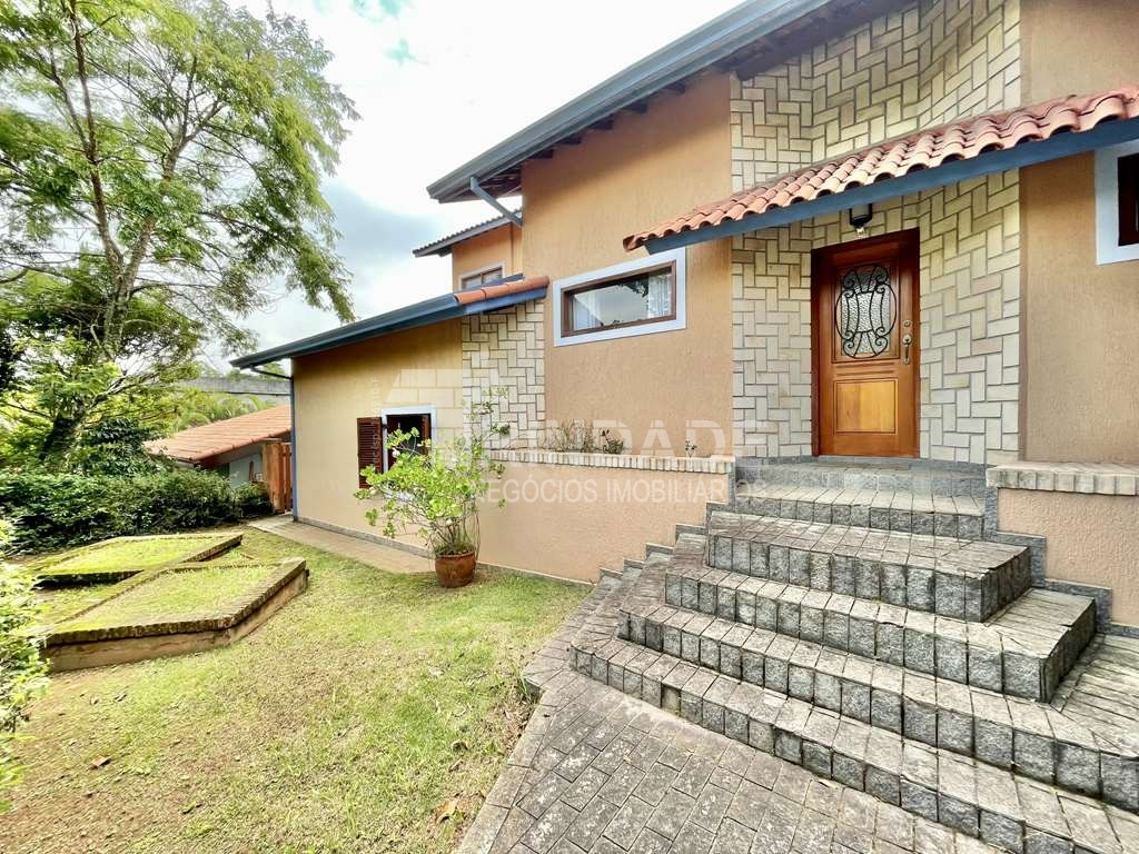Casa com 5 dormitórios / sendo 2 suítes na Granja Viana, foto 7 de 45