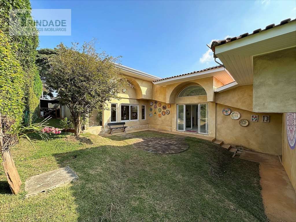 Casa térrea com 3 suítes na Granja Viana, foto 29 de 42