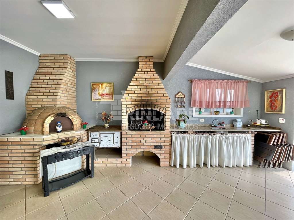 Linda casa com 4 suítes na Granja Viana, foto 39 de 49