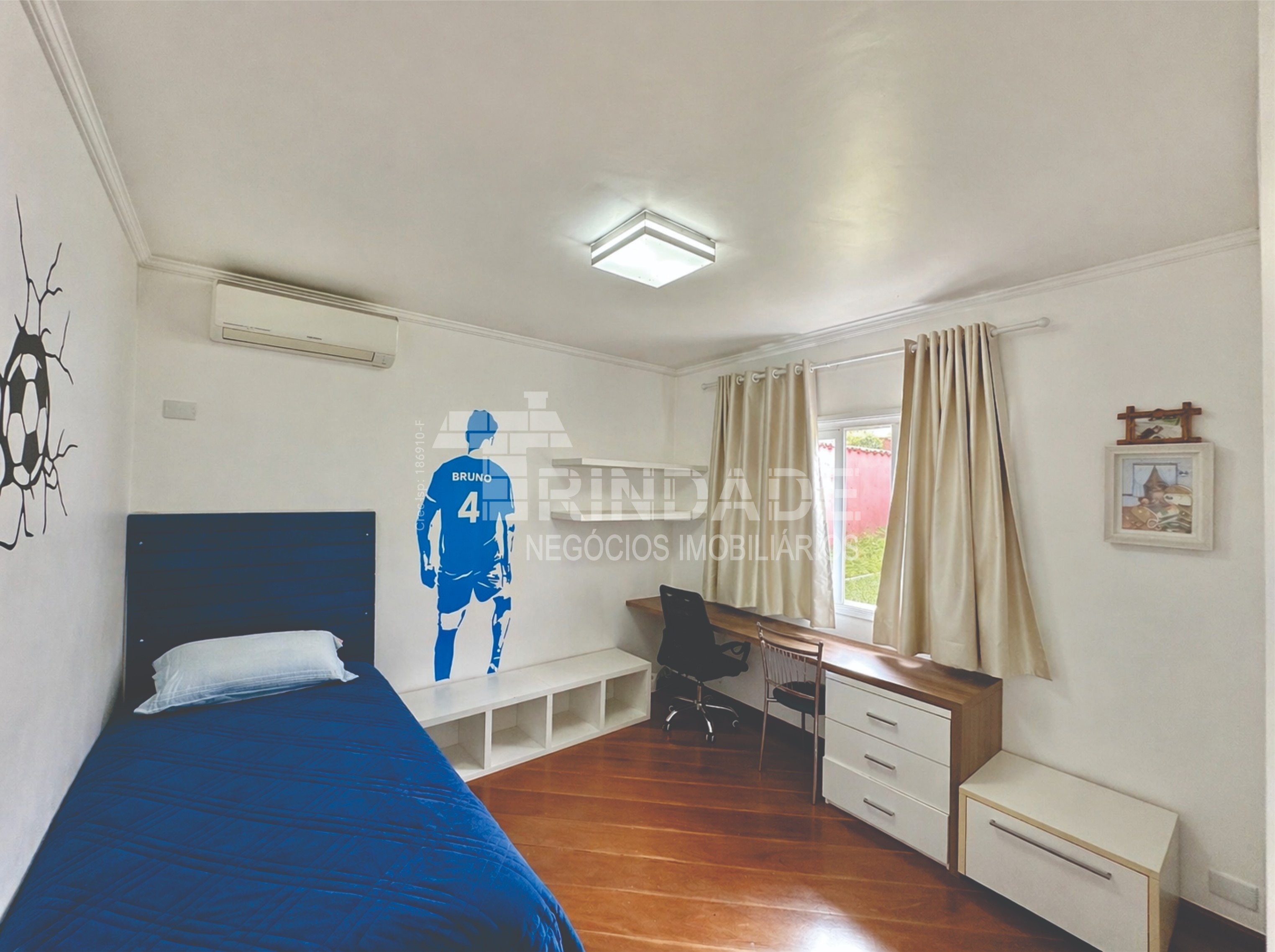 Casa com 4 dormitórios / 2 suíte na Granja Viana, foto 24 de 53