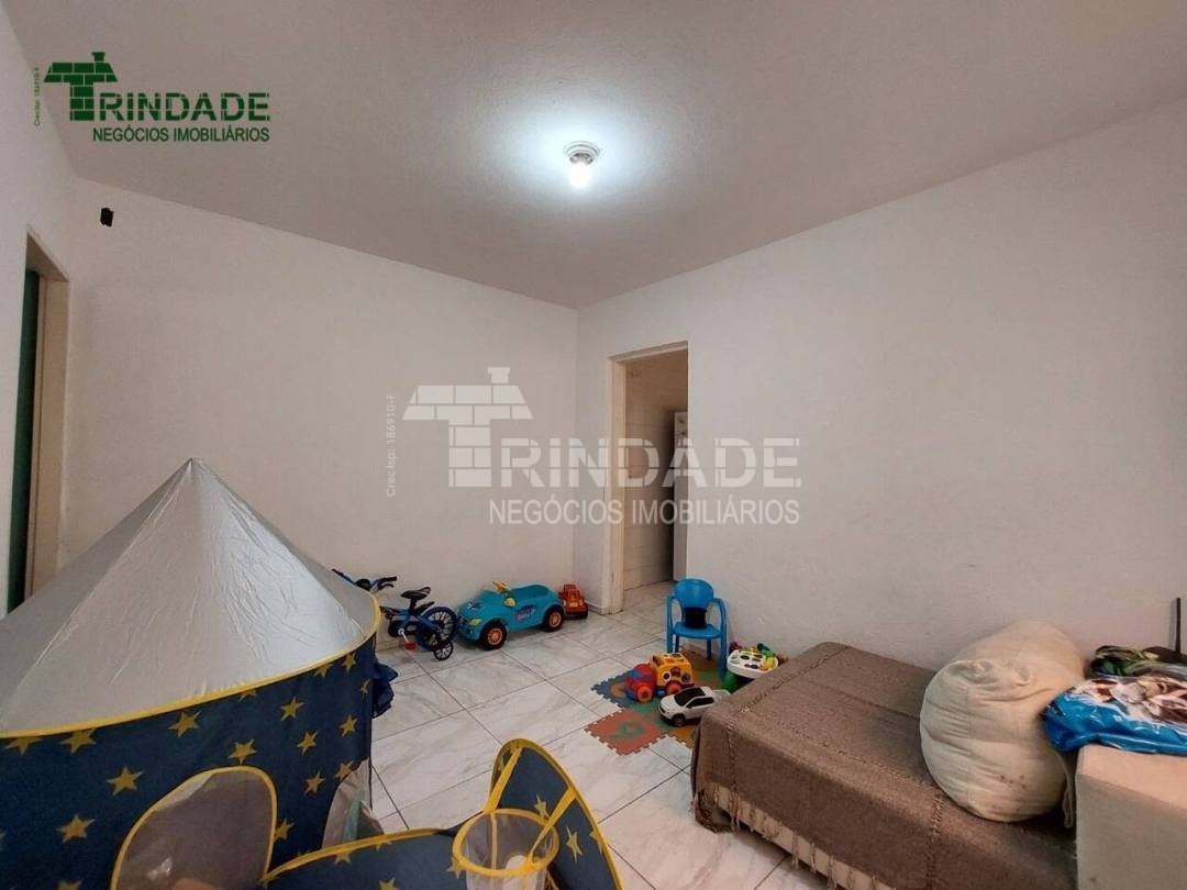 Casa com 7 dormitórios, 268 m², foto 29 de 44